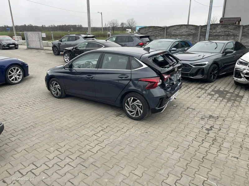 Hyundai i20 4