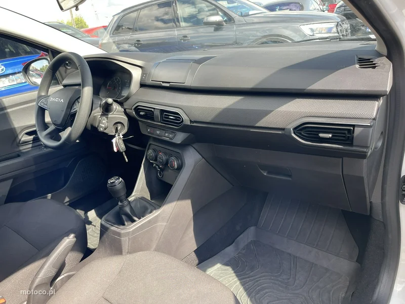 Dacia Sandero 13