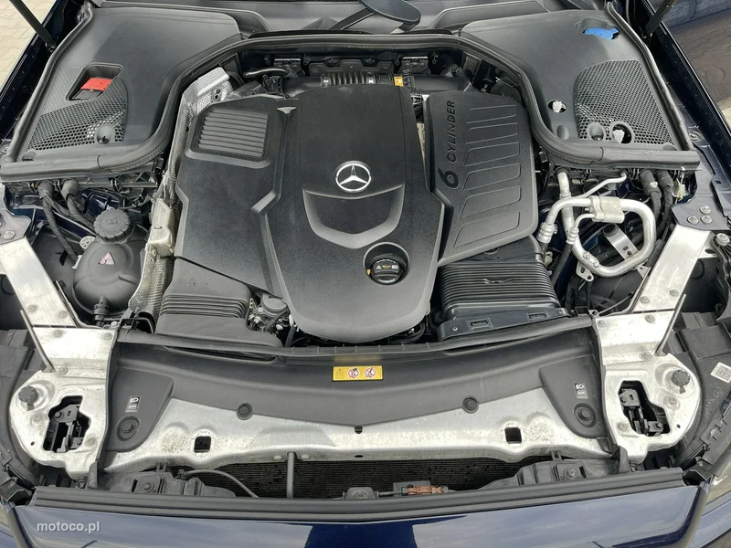 Mercedes-Benz Klasa E W213 E 400 15