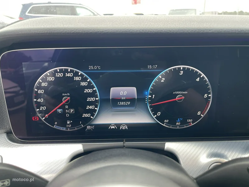 Mercedes-Benz Klasa E W213 E 400 8