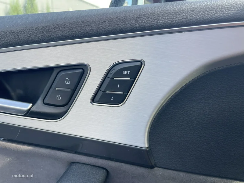 Audi SQ7 19