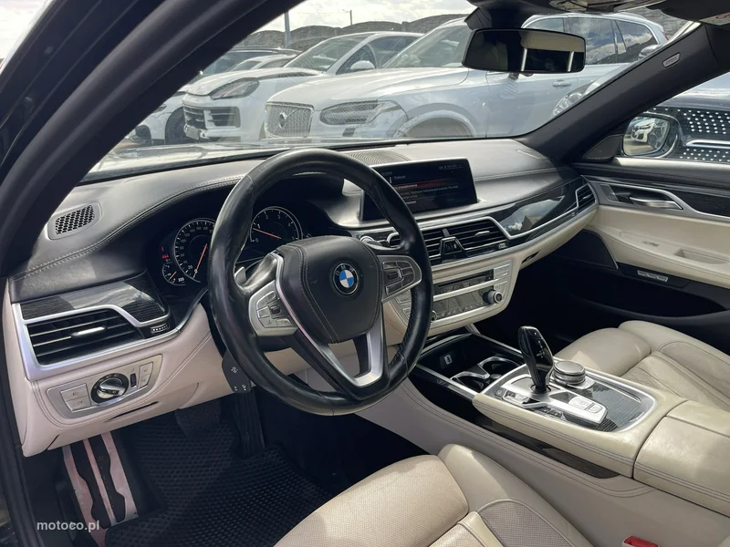 BMW Seria 7 G11 750 7
