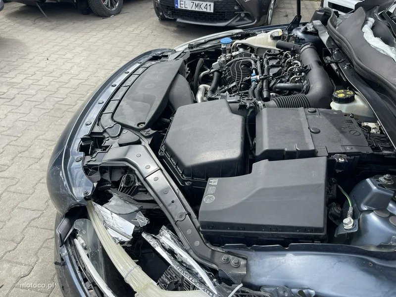 Volvo V40 15