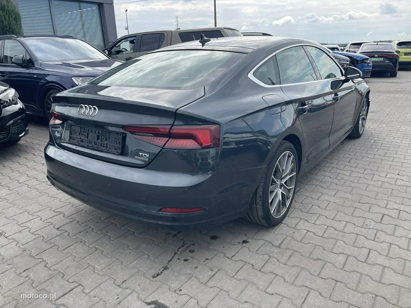 Audi A5 F5 4