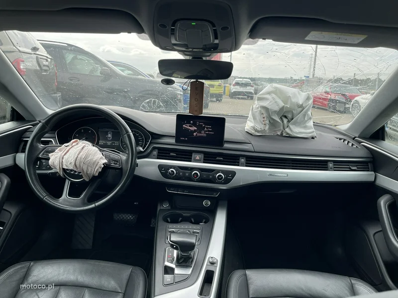 Audi A5 F5 8