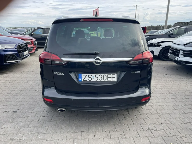 Opel Zafira C Tourer 3