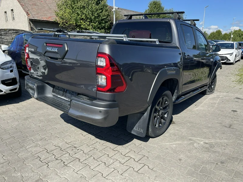 Toyota Hilux AN120 7