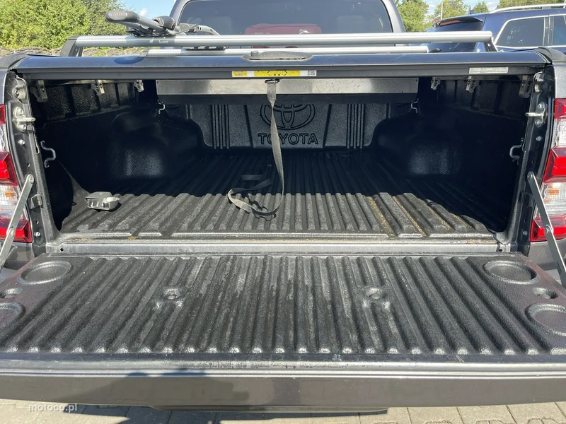 Toyota Hilux AN120 9