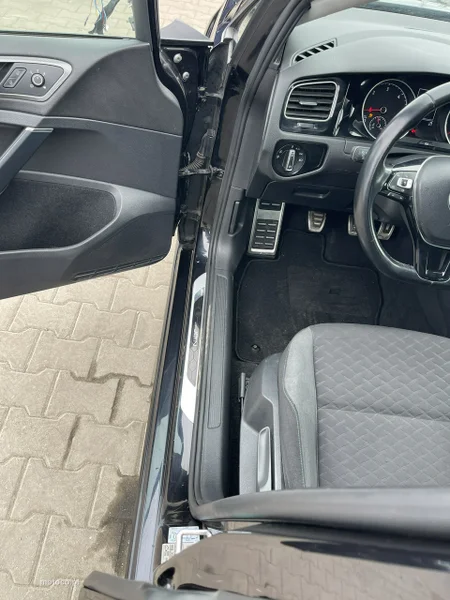 Volkswagen Golf VII 5