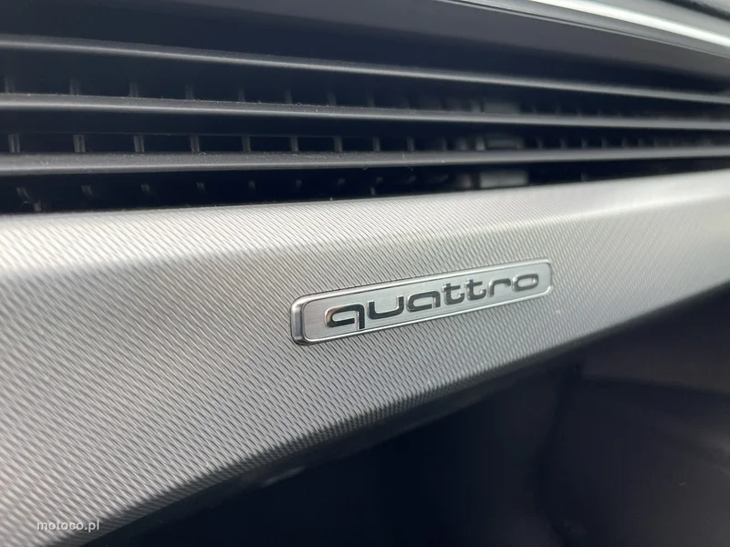 Audi A4 B9 10