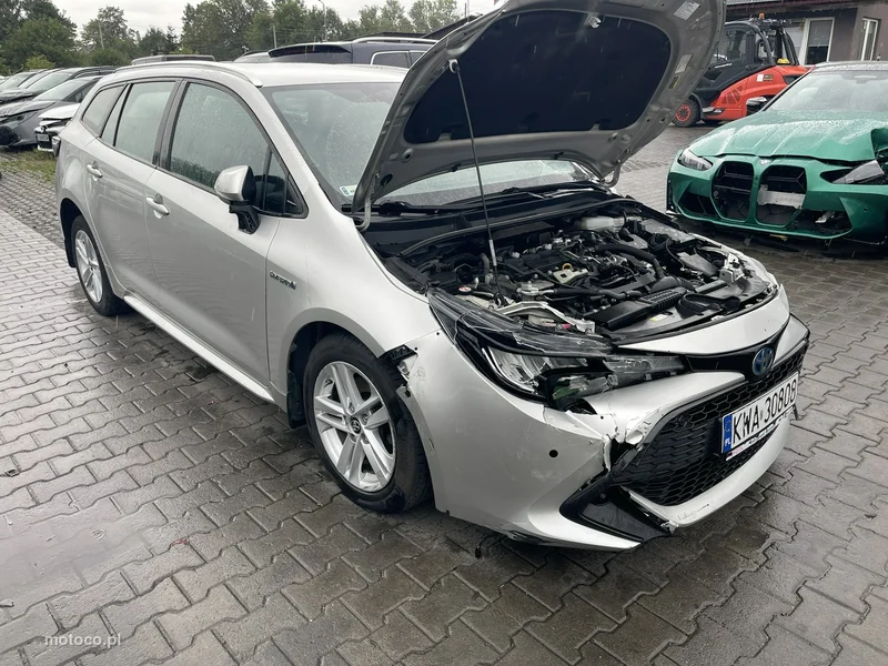 Toyota Corolla E210 2