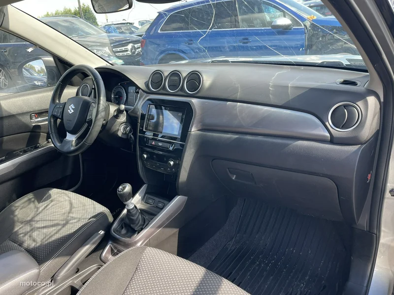 Suzuki Vitara 9