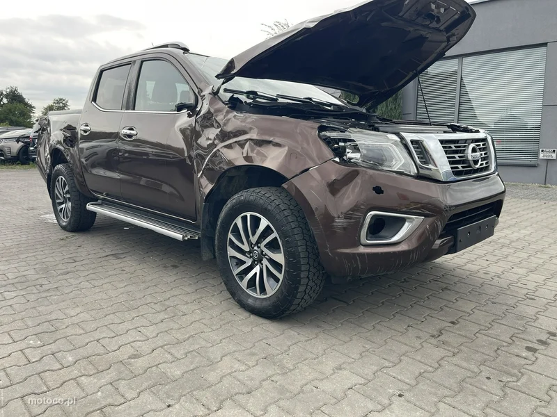Nissan Navara 4