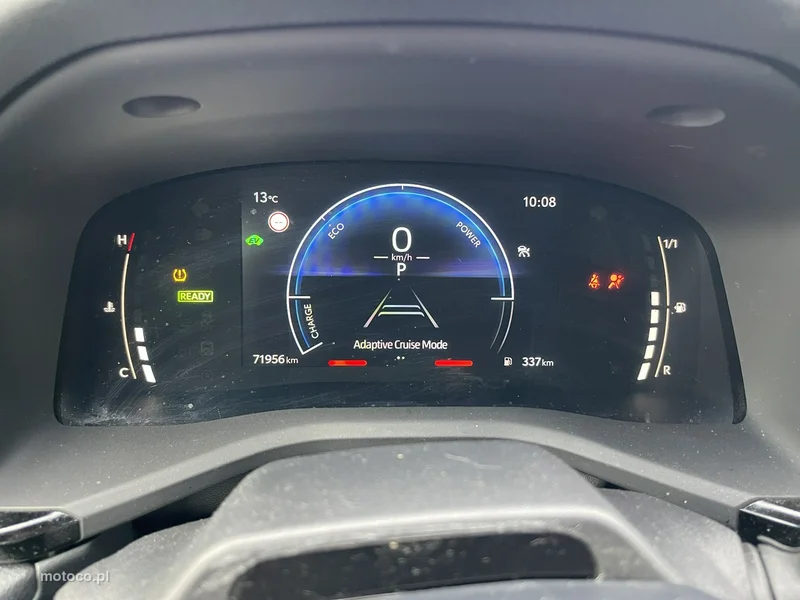 Toyota Camry XV70 11