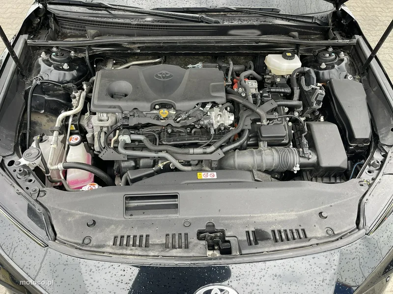 Toyota Camry XV70 15
