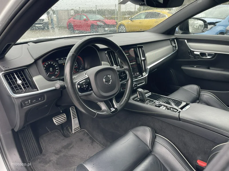 Volvo S90 12