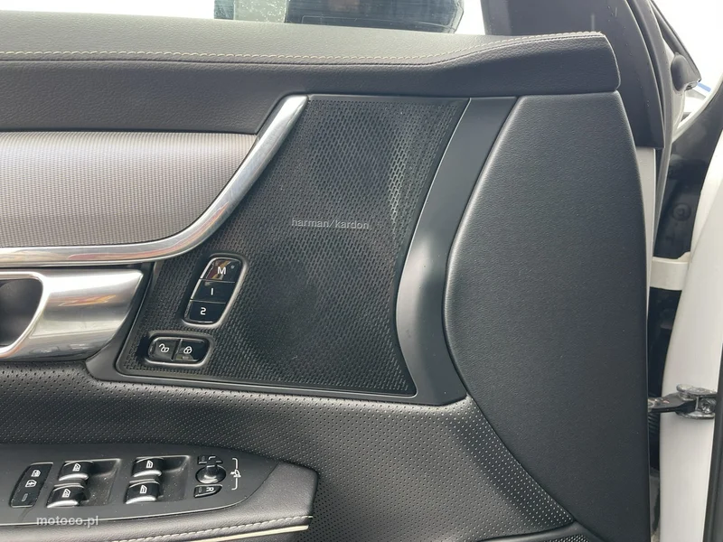 Volvo S90 18