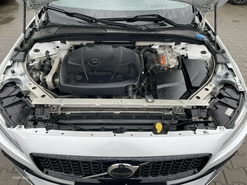 Volvo S90 19