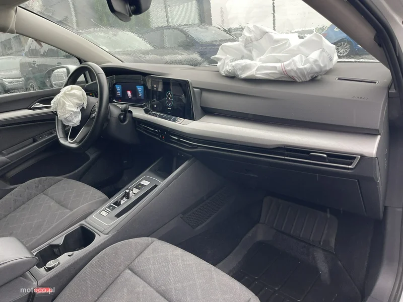 Volkswagen Golf VIII 8