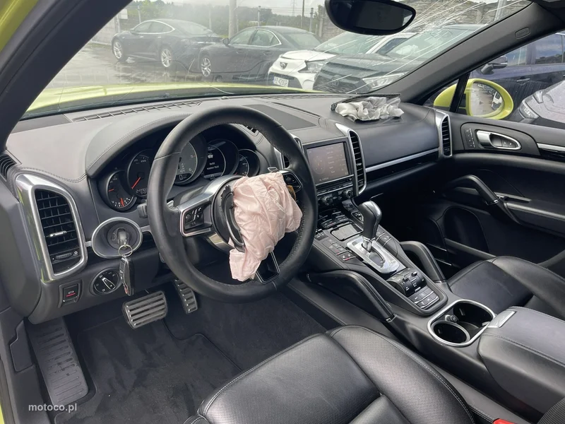 Porsche Cayenne 92A Cayenne S 7