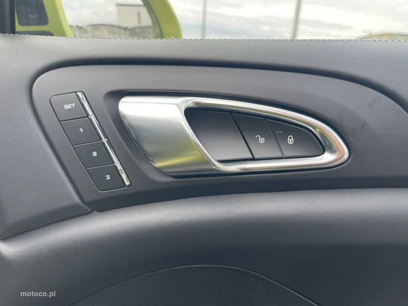 Porsche Cayenne 92A Cayenne S 9
