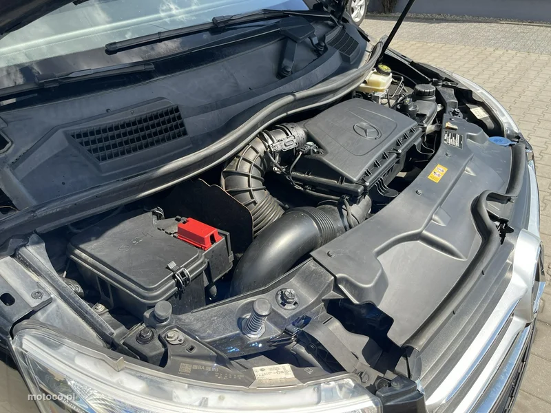 Mercedes-Benz Klasa V W447 V 250 21