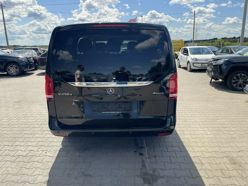 Mercedes-Benz Klasa V W447 V 250 4
