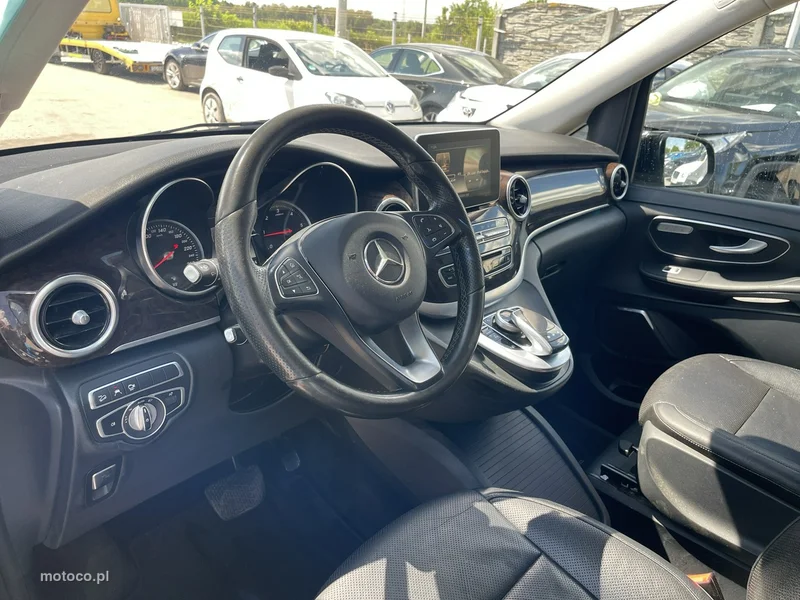 Mercedes-Benz Klasa V W447 V 250 9