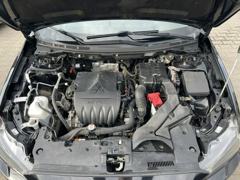Mitsubishi Lancer 13
