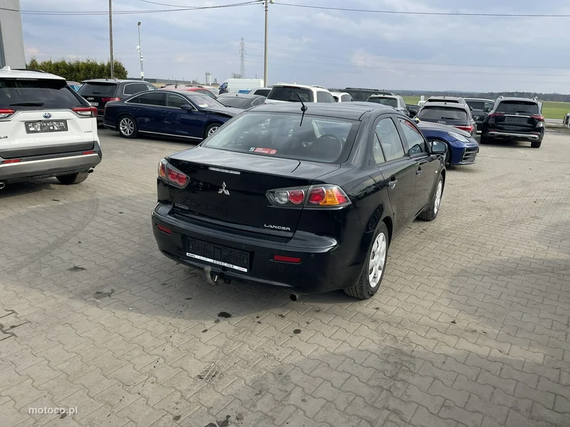 Mitsubishi Lancer 3