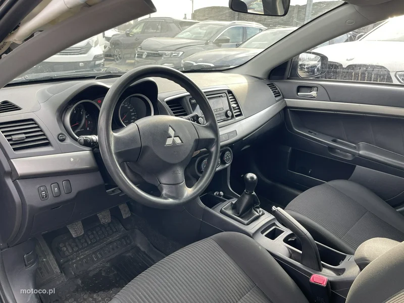 Mitsubishi Lancer 7