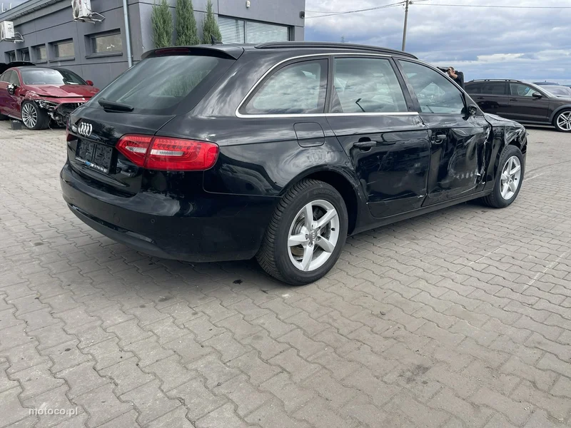 Audi A4 B8 5