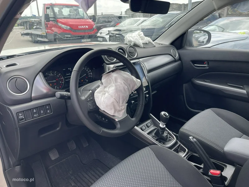 Suzuki Vitara 11