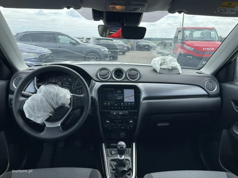 Suzuki Vitara 12