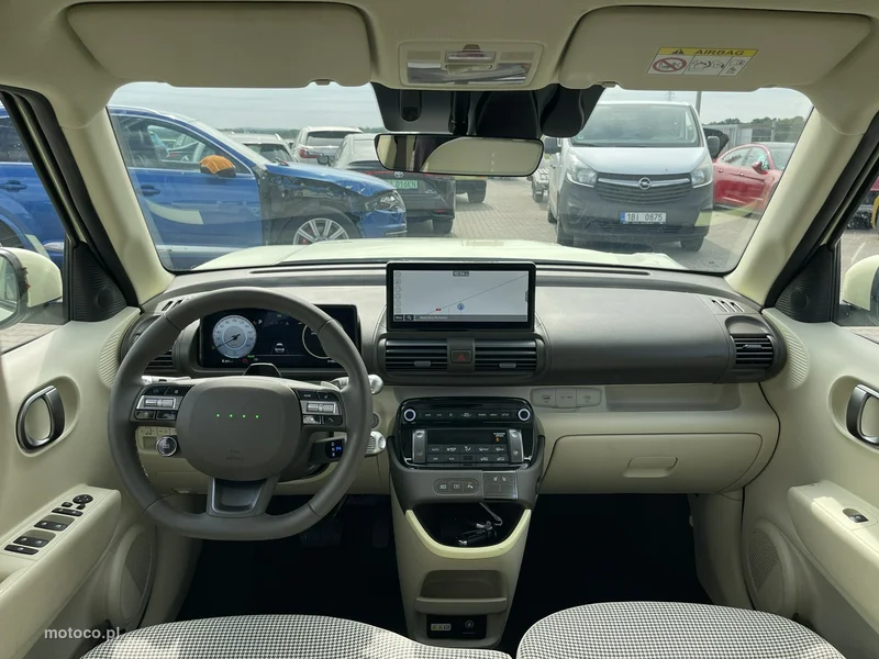 Hyundai INSTER 12