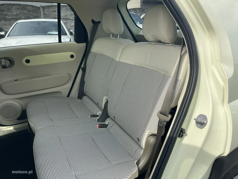 Hyundai INSTER 15