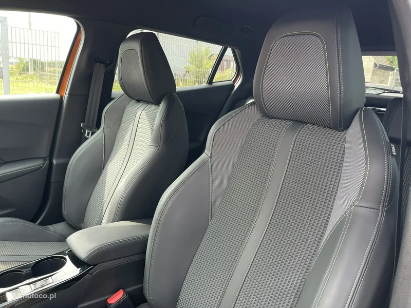 Peugeot 2008 14