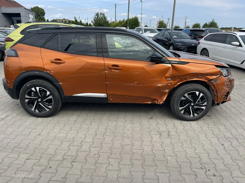 Peugeot 2008 5