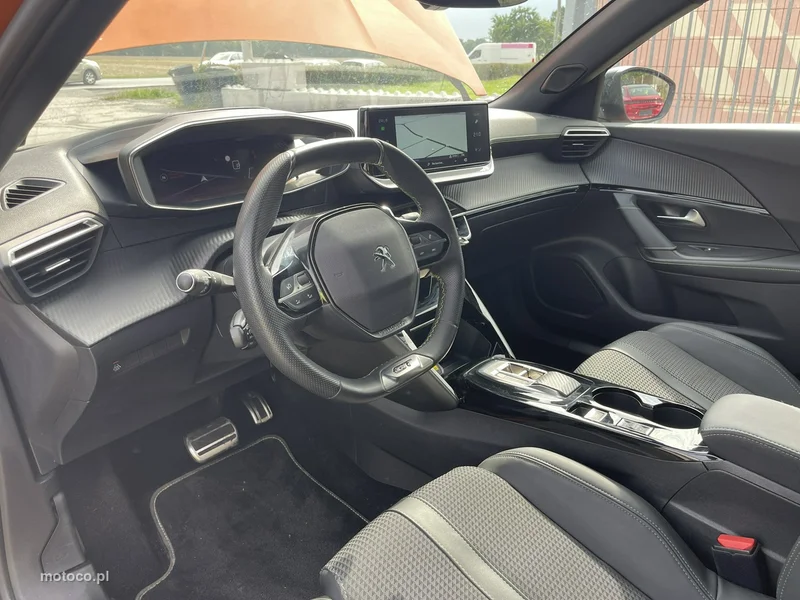 Peugeot 2008 10