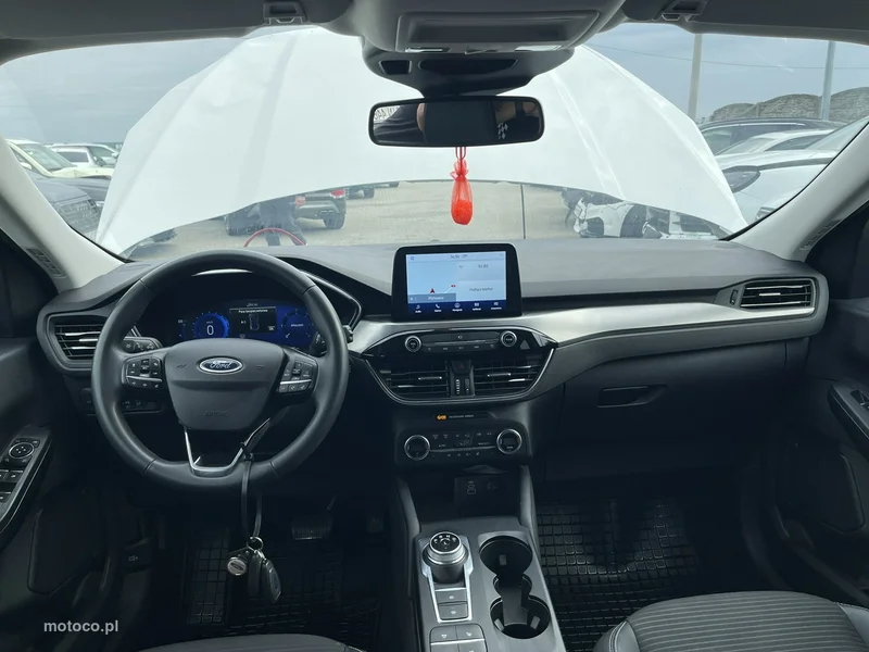 Ford Kuga III 12