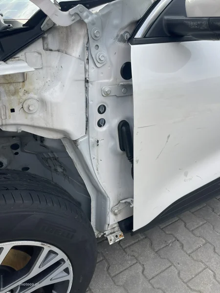 Ford Kuga III 6