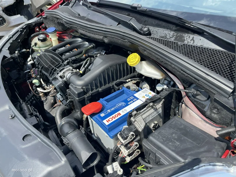Peugeot 208 12