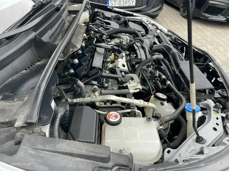 Toyota Corolla E210 15