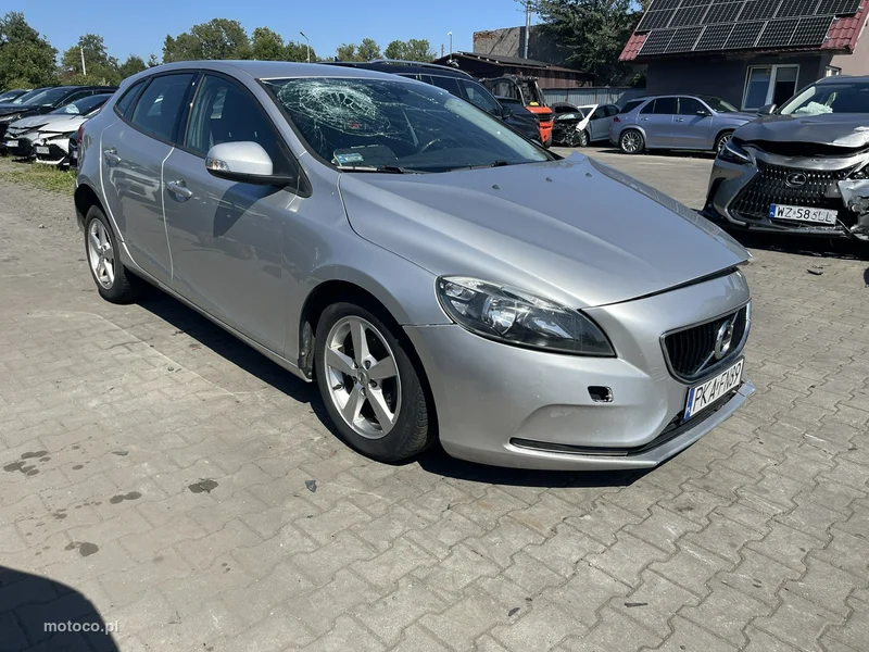 Volvo V40 2