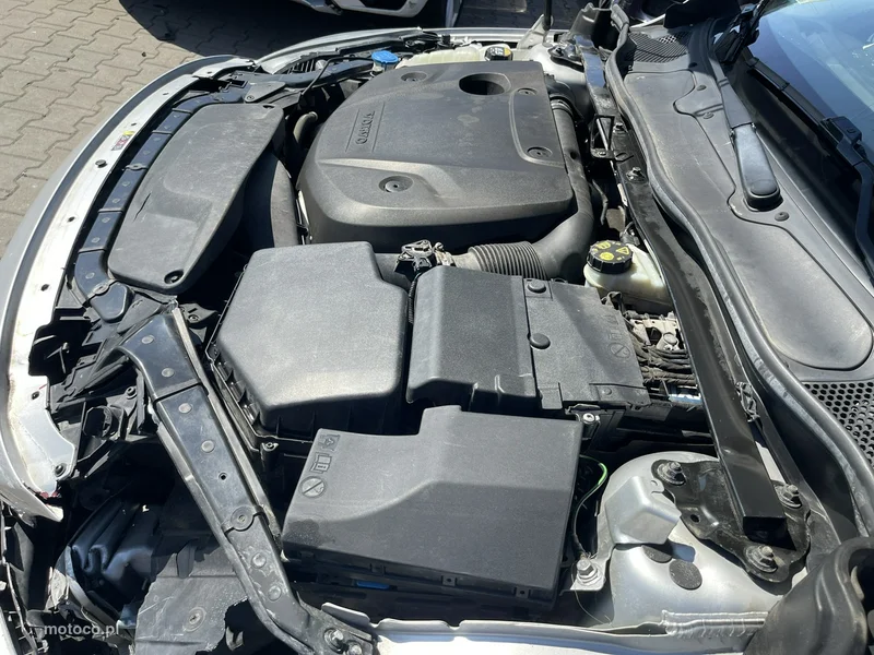 Volvo V40 15