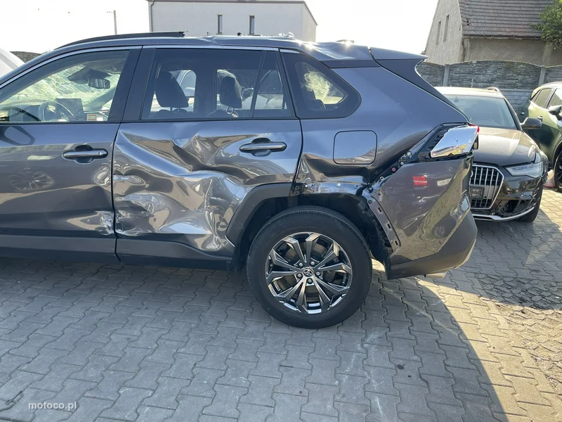 Toyota RAV 4 XA50 4