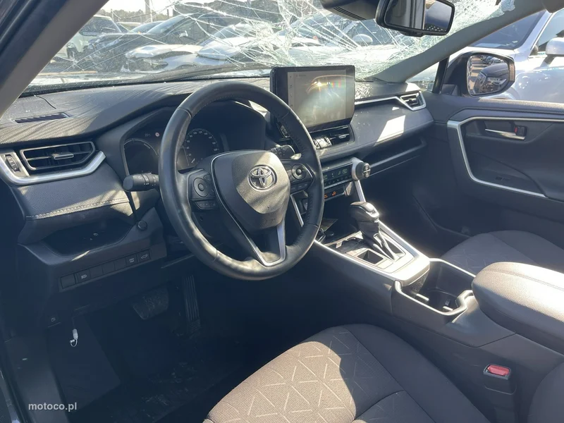 Toyota RAV 4 XA50 8