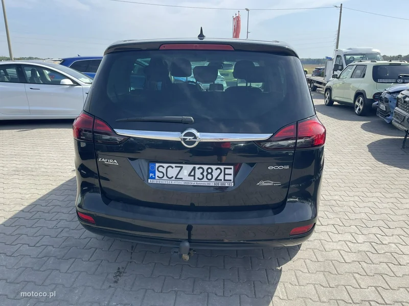 Opel Zafira C Tourer 4