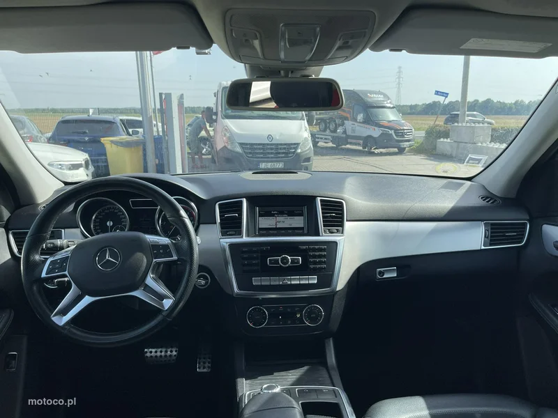 Mercedes-Benz ML W166 ML 250 9