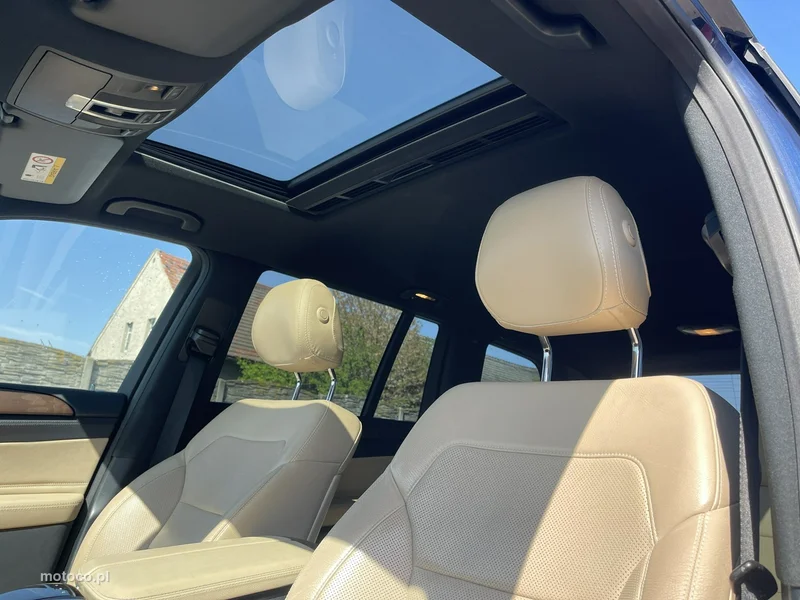 Mercedes-Benz GLS Klasa 11